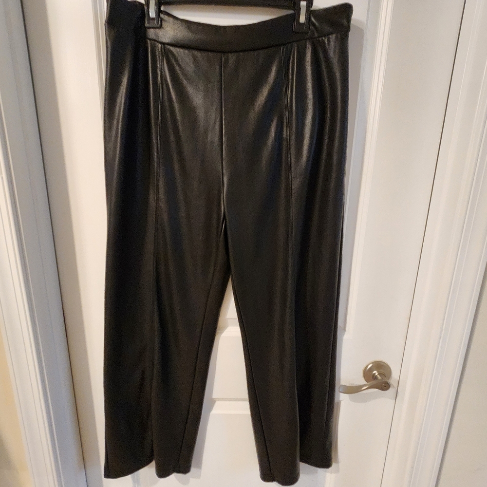 Bagatelle L black  faux Leather Pants